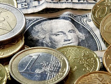 Υποχώρηση του ευρώ κατά 0,30%